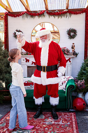 Santa - Dwyer 2025-11
