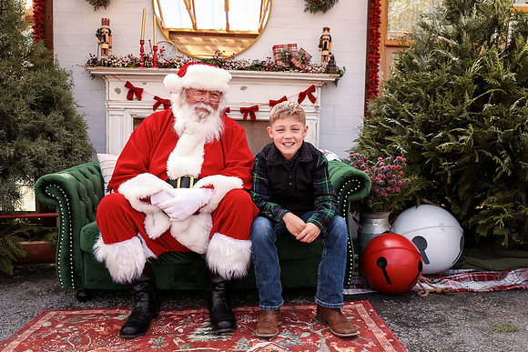 Santa -Gilbert 2025-04