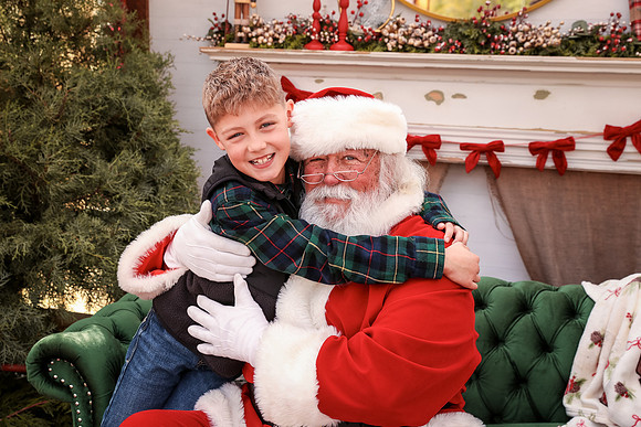 Santa -Gilbert 2025-12