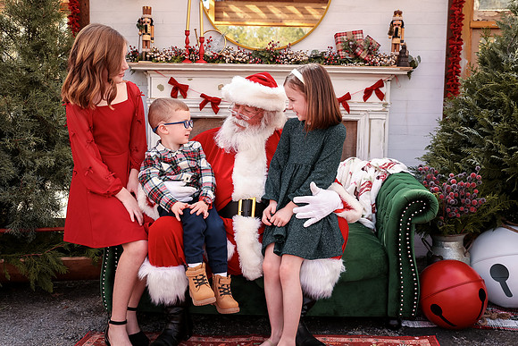 Santa - Burge Henderson 2025-19