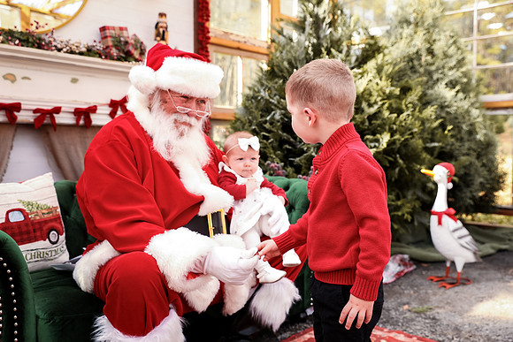 Santa - Burge Henderson 2025-39
