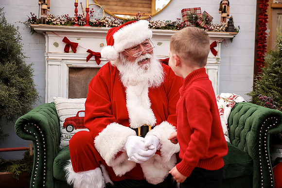 Santa - Burge Henderson 2025-48