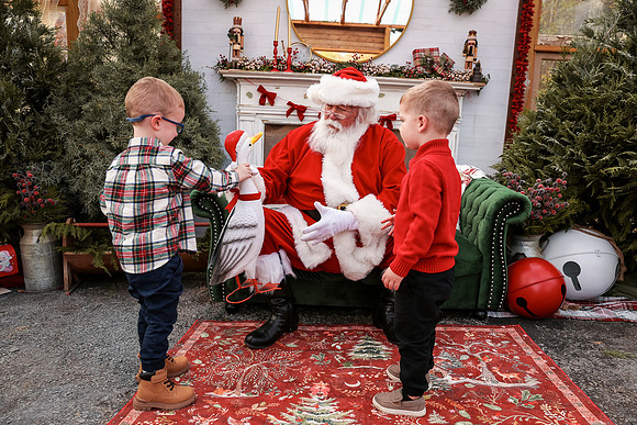 Santa - Burge Henderson 2025-51