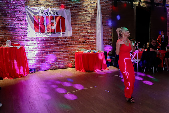2025 HCC Holiday - Dancing-03