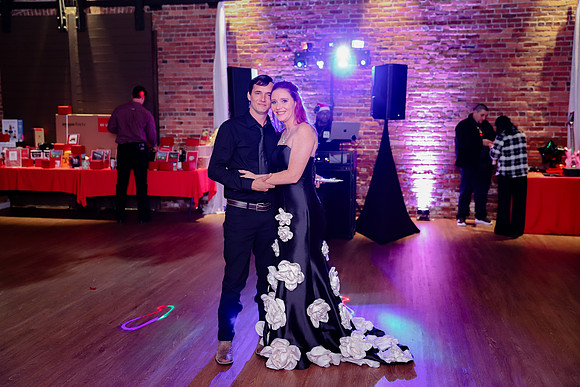 2025 HCC Holiday - Dancing-02