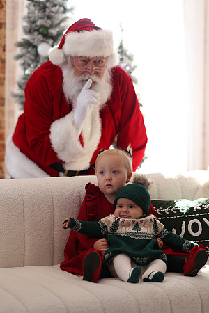 Fales Santa 2024-21