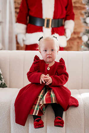 Fales Santa 2024-24