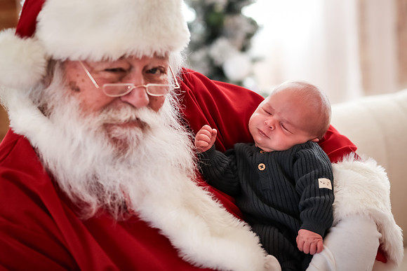 Fowler Santa 2024-08