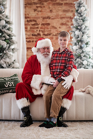 Andrew Santa 2024-11
