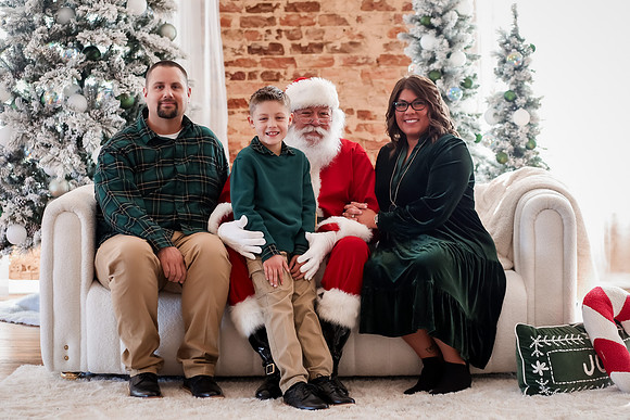 Gilbert Santa 2024-19