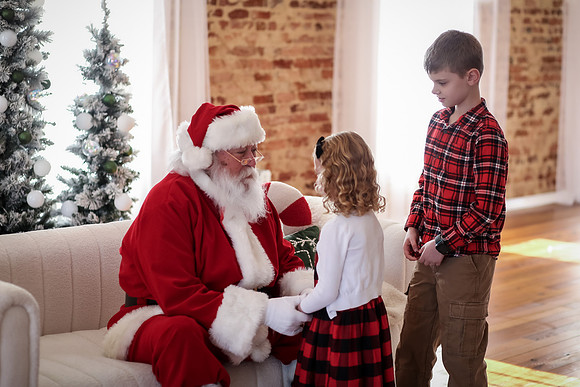 Andrew Santa 2024-01