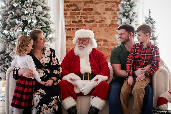 Andrew Santa 2024-15